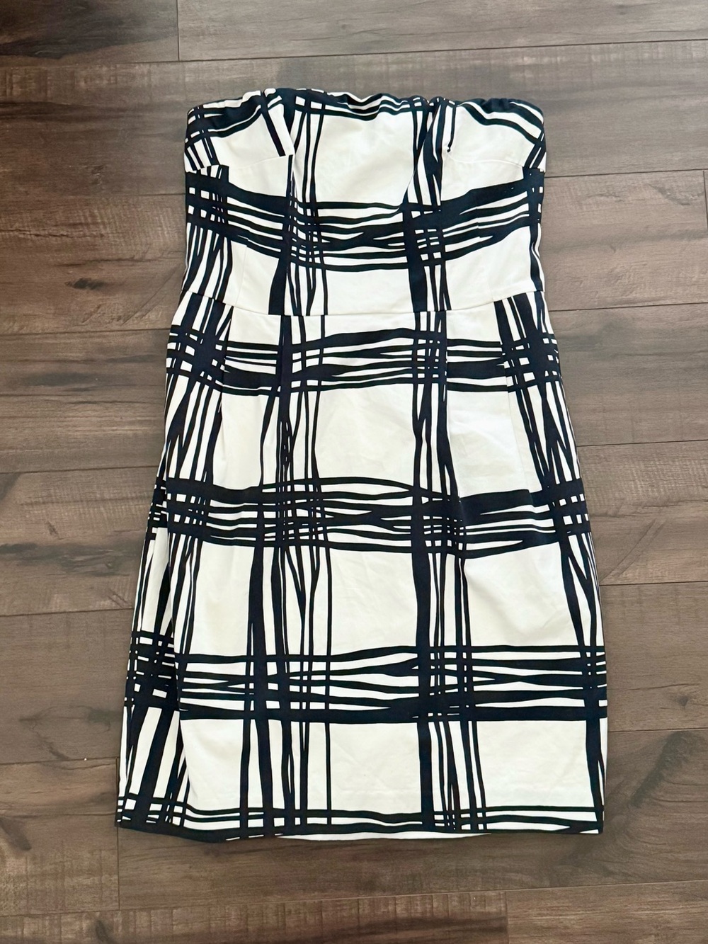 Express Strapless Sheath Mini Dress Women’s 8 Black White Cocktail Party